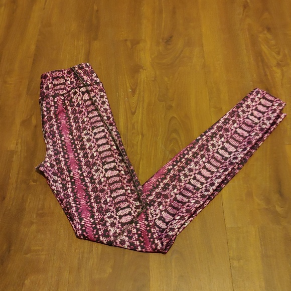 Under Armour Pants - Under Armour heatgear compression tights